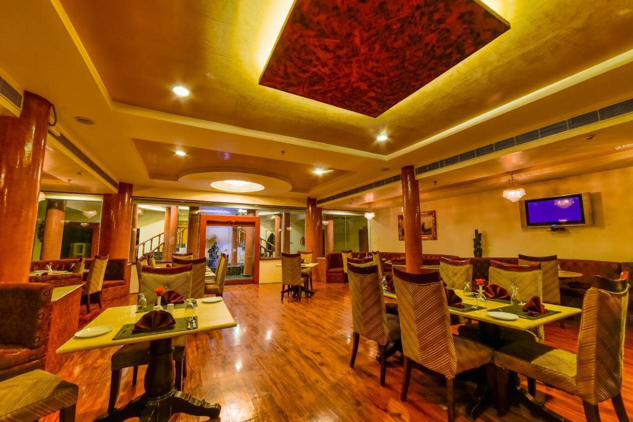 Chokhi Dhani The Palace Hotel Dzsaiszalmer Kültér fotó