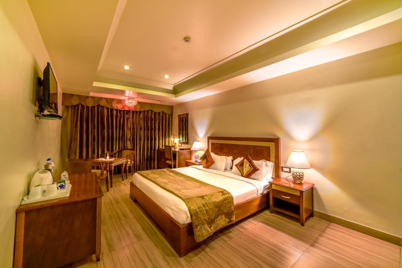 Chokhi Dhani The Palace Hotel Dzsaiszalmer Kültér fotó